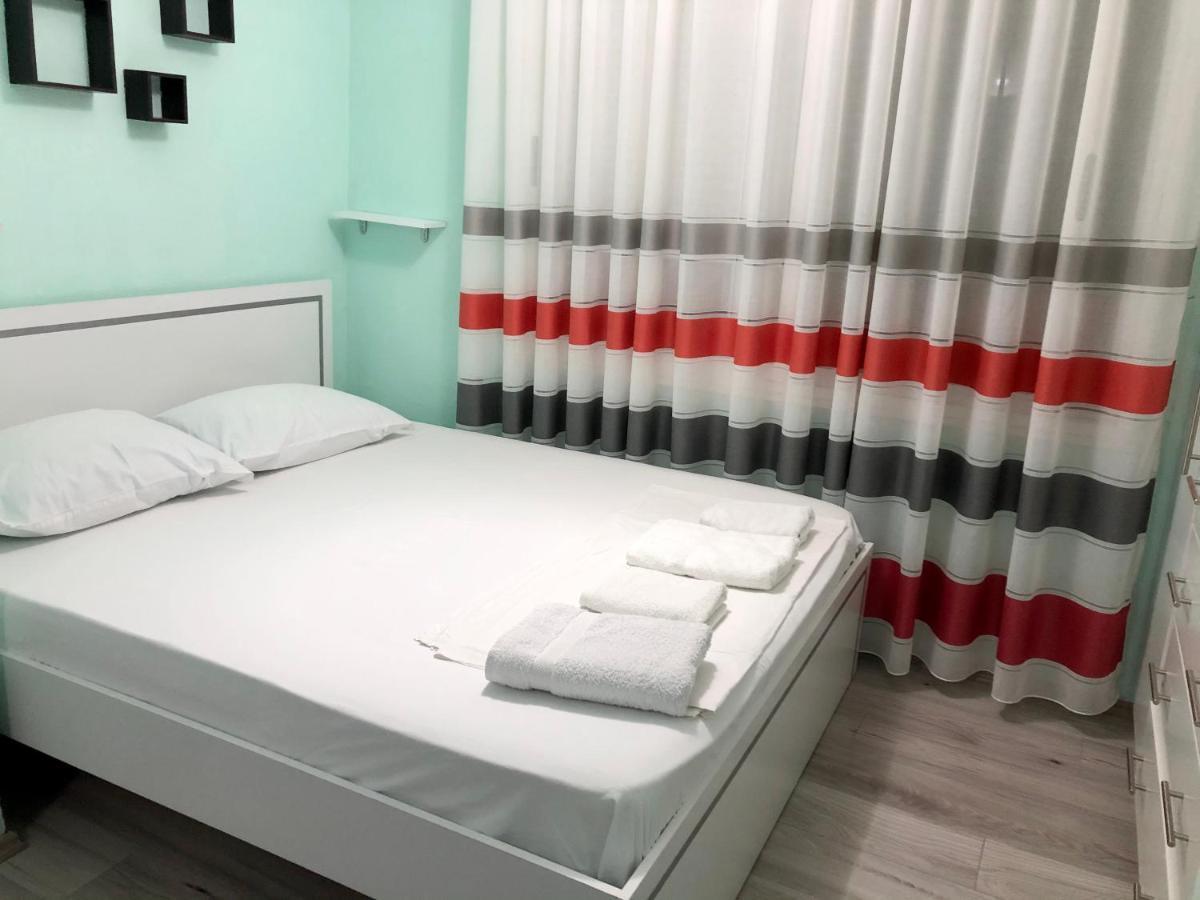 Superb Studio Apartment Near To The City Center Tirana Exterior photo